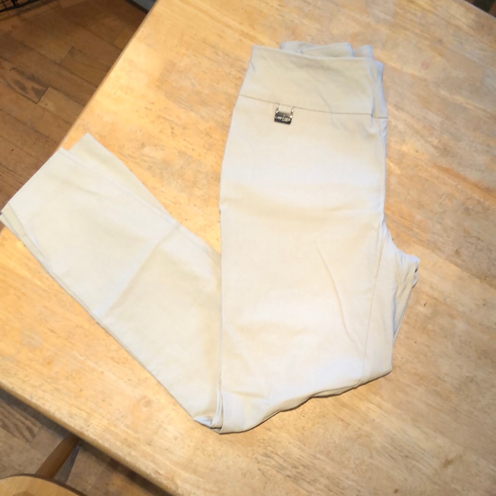 Lisette light khaki pull-on straight pants